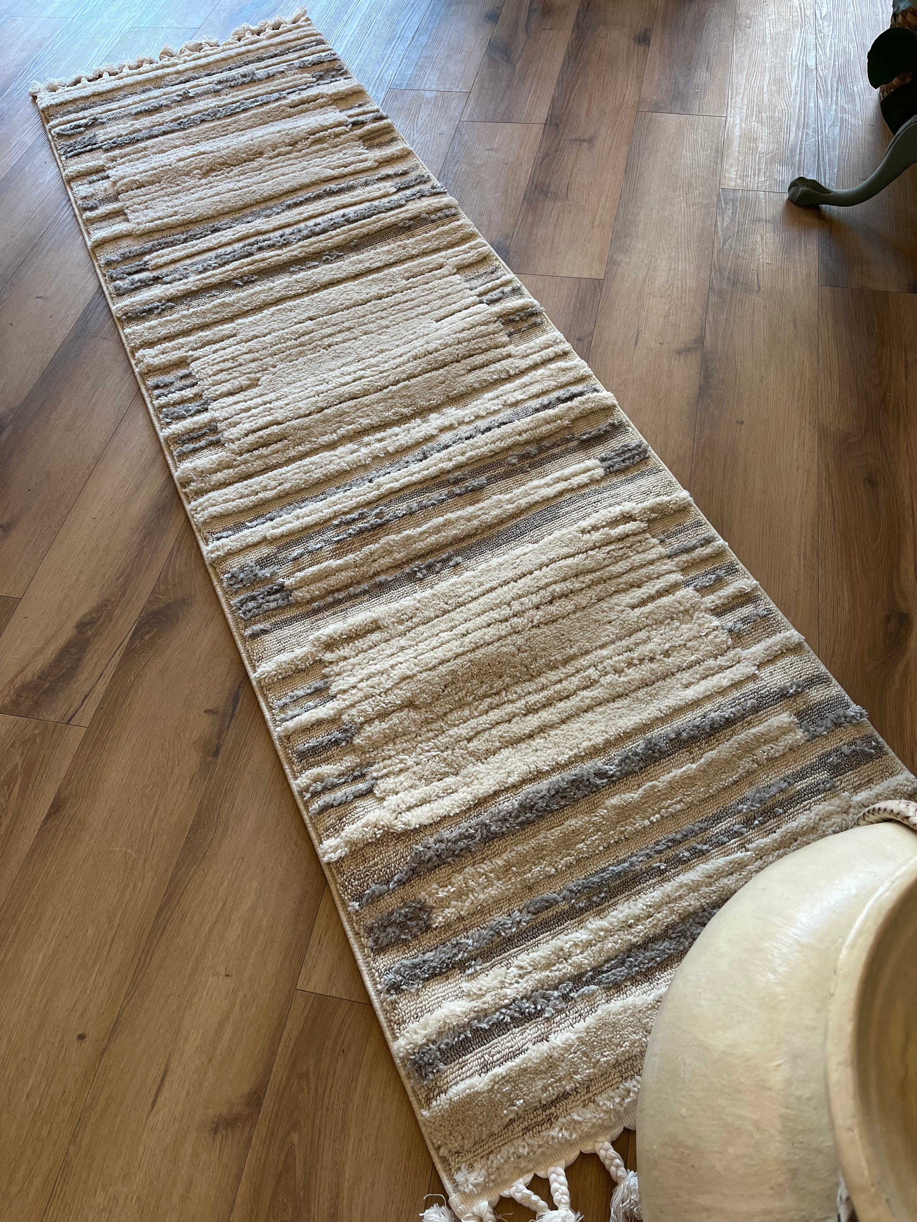 Ivory Grey Landscape Runner with Tassels