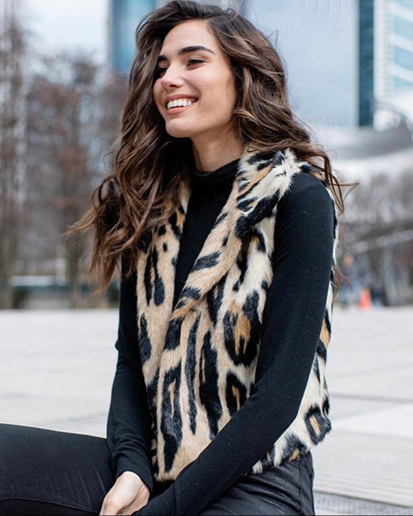 Fabulous Fur Cheetah Faux Fur Vest (M)