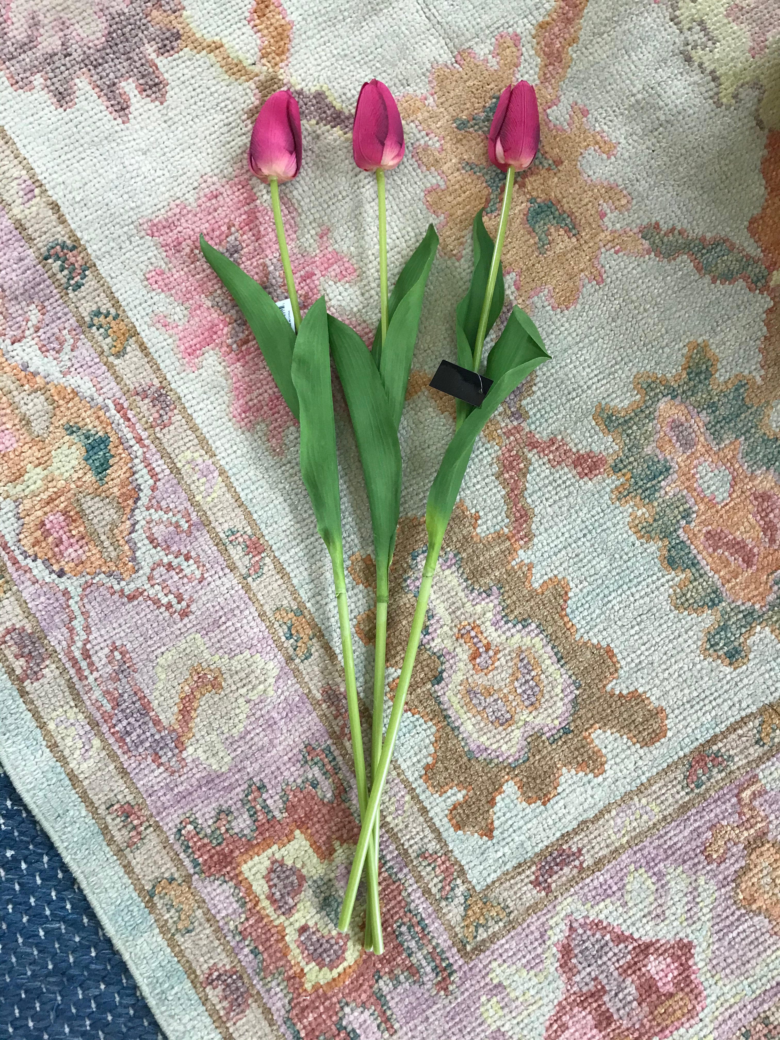 26” Fuchsia Silk Tulip